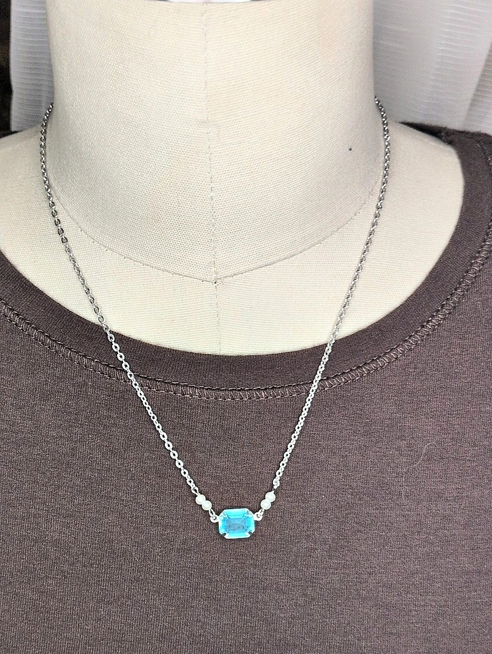 Vintage Avon Silver Tone Emerald Cut Light Blue Rhinestone Faux Pearl Necklace